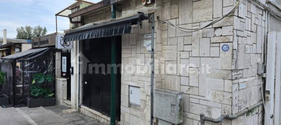 1-salle Propriété commerciale à Naples, Italy No. 123425 3