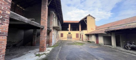5-Zimmer Haus in Bellinzago Novarese, Italy, Nr. 74206 41