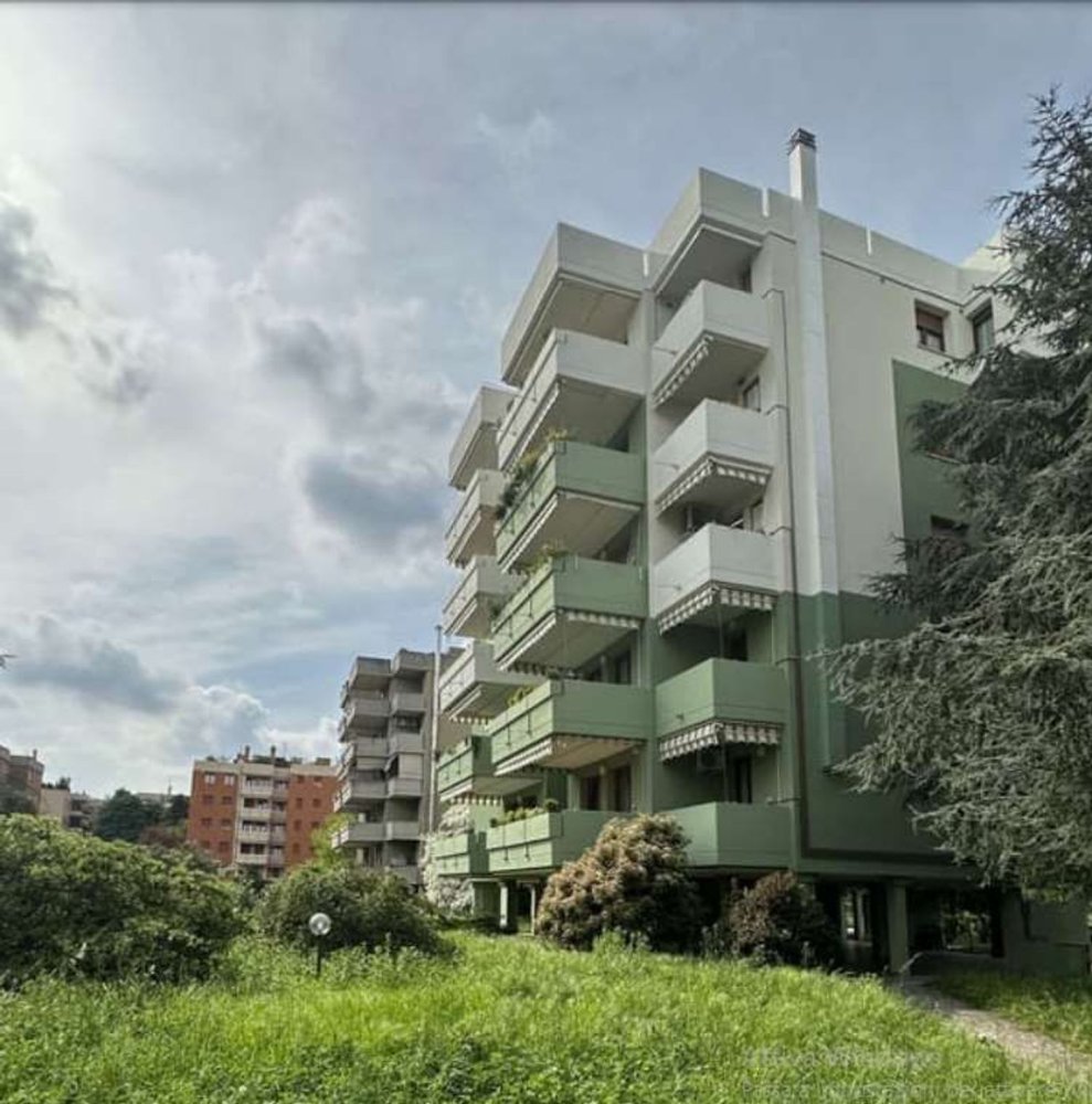 3 rooms Apartment in Cesano Maderno, Italy No. 6699