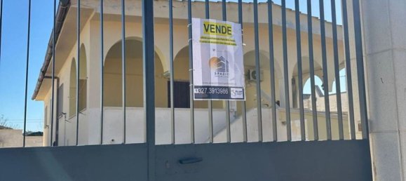 2غرفة منزل في Lizzano, Italy رقم 187760 50