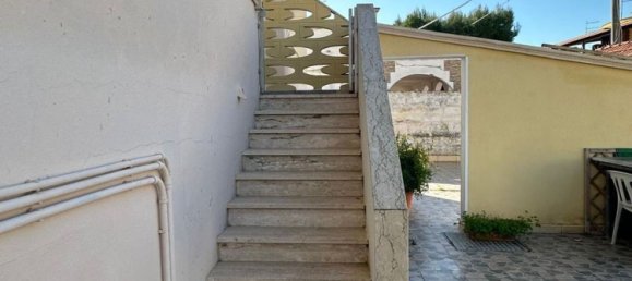 2غرفة منزل في Lizzano, Italy رقم 187760 39