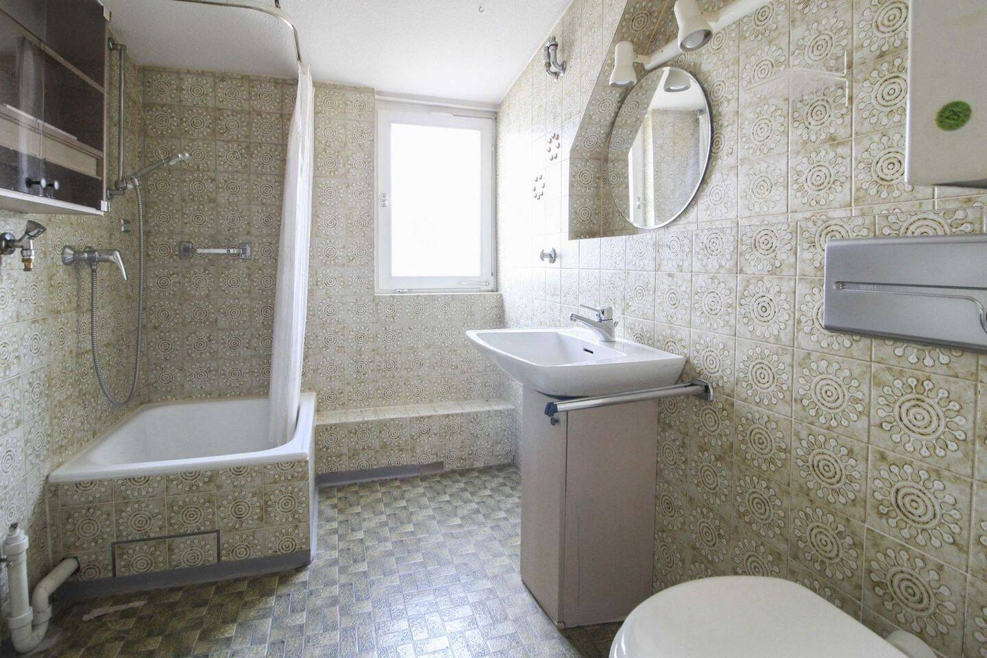 Квартира с 2 спальнями в Штутгарт, Германия № 276363