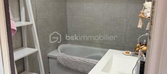 3 bedrooms House in Bruyeres-et-Montberault, France No. 53388 6