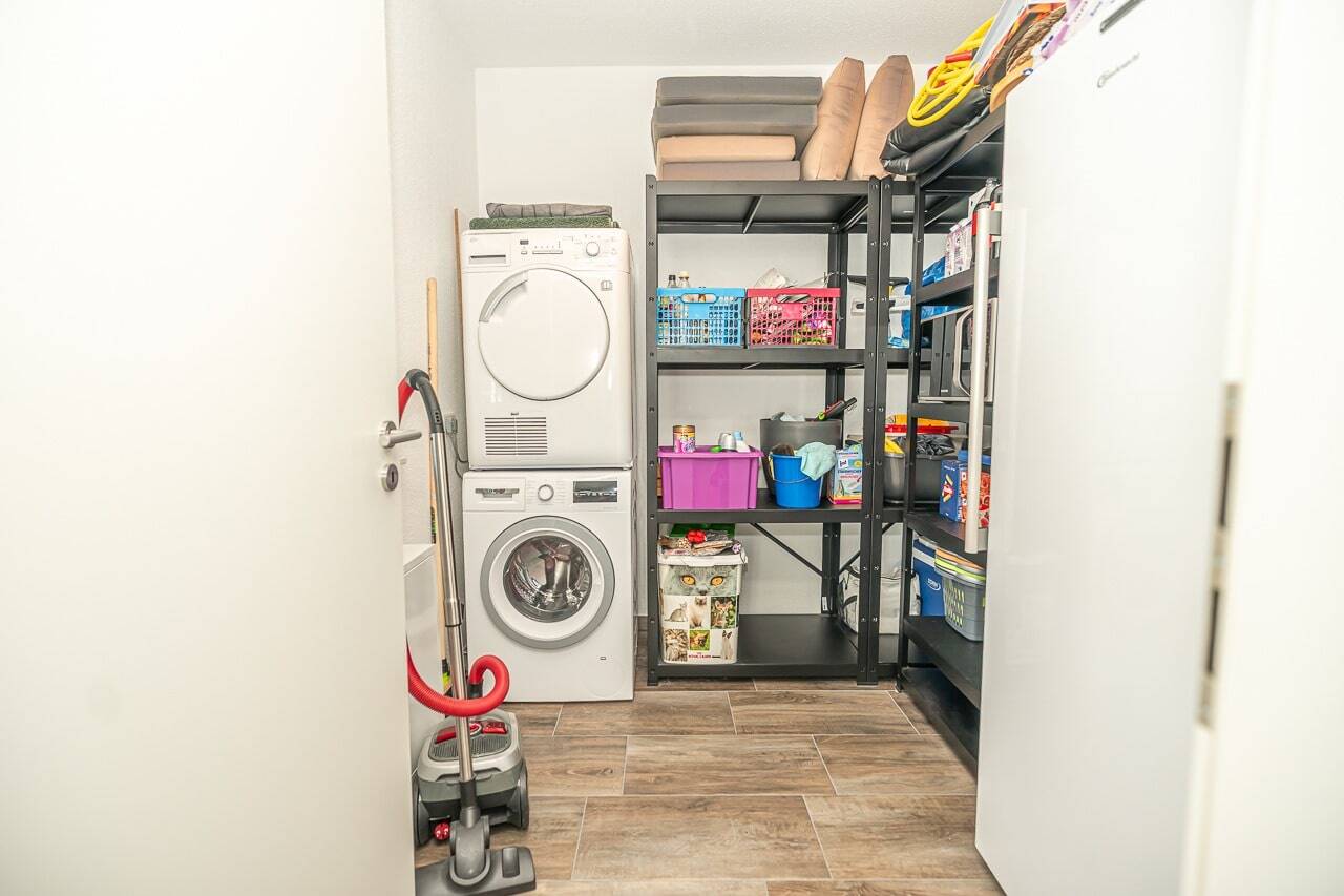 Ático de 3 habitaciónes en Wilhelmshaven, Germany No. 330373