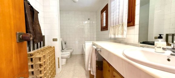 5 Schlafzimmer Haus in Castellon, Spain, Nr. 164576 25