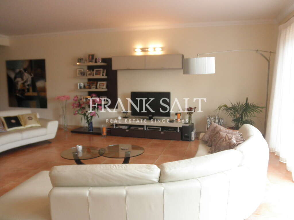 3 Schlafzimmer Wohnung in Saint Julian's, Malta, Nr. 8482