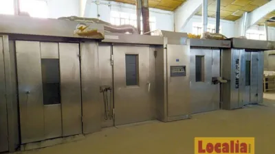 Propriété commerciale à Segovia, Spain 1275m² No. 141302