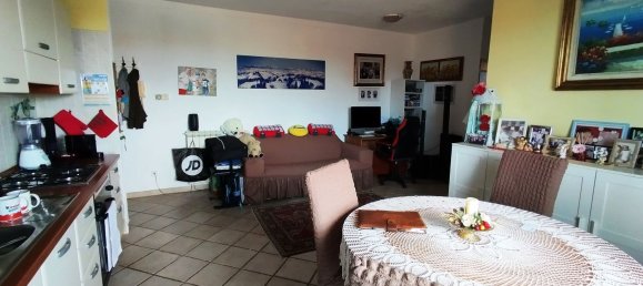 Apartamento de 3 habitaciónes en Ardea, Italy No. 228064 3