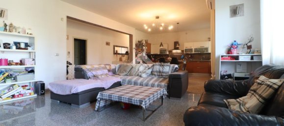 Villa de 6 habitaciónes en Roverbella, Italy No. 235912 5