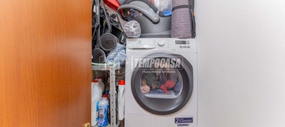 2 rooms Apartment in Milan, Italy No. 244533 5