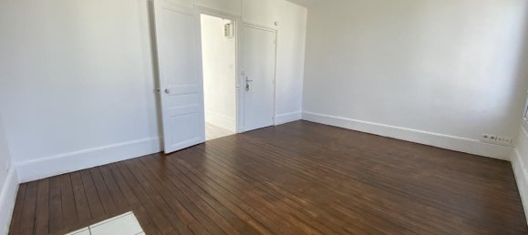 Studio in Pont-Sainte-Maxence, France No. 78796 8