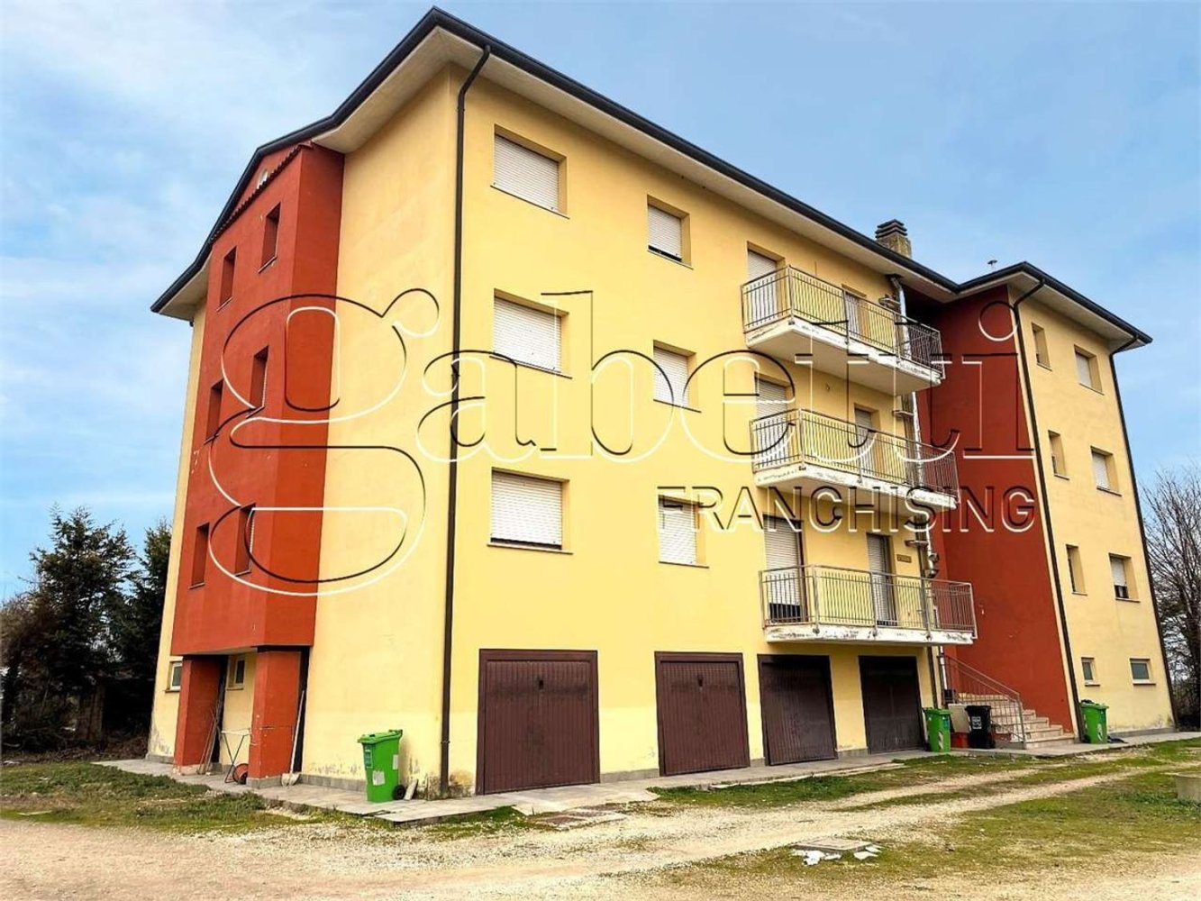 3 rooms Apartment in Occhiobello, Italy No. 288656