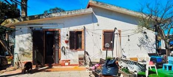 4 rooms Apartment in Piombino, Italy No. 41770 2