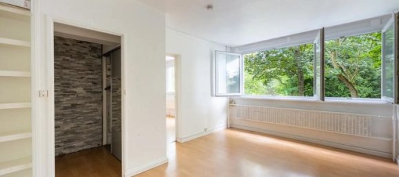 1 bedroom Apartment in L'Isle-Adam, France No. 303347 3