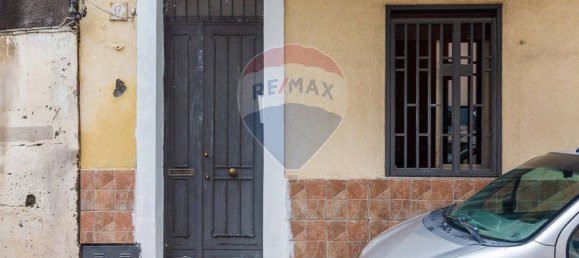 9 rooms Apartment in Catania, Italy No. 300917 13