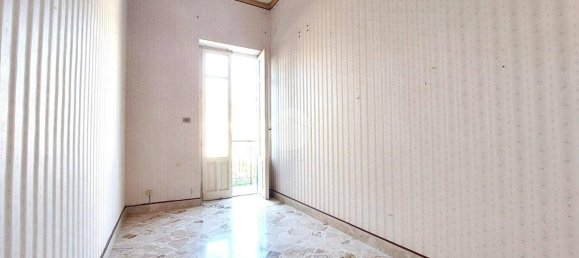 3 Schlafzimmer Wohnung in Palermo, Italy, Nr. 325480 7