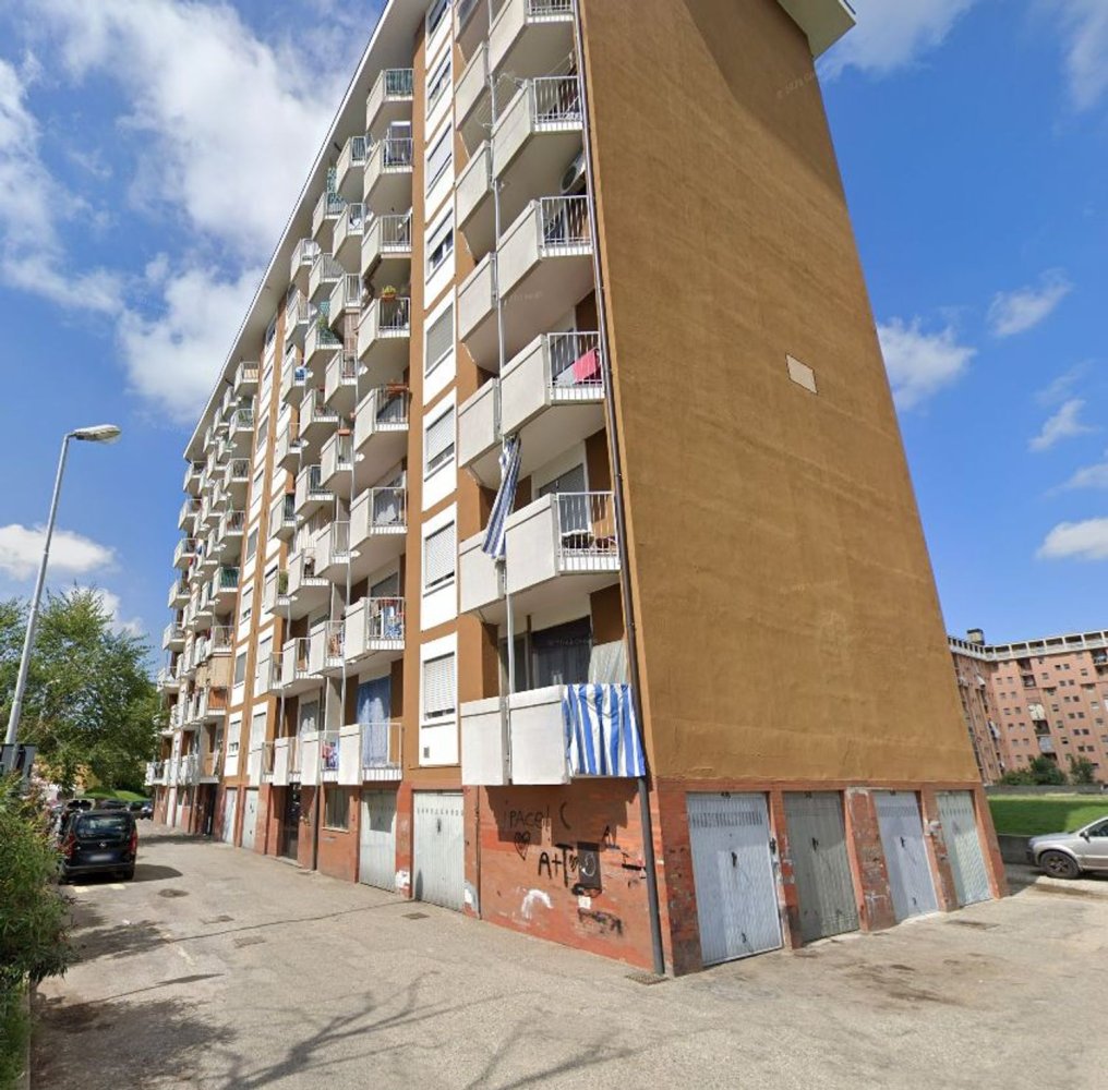 2 rooms Apartment in Novara, Italy No. 16069