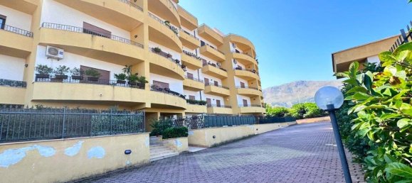 Apartamento de 4 divisões em Carini, Italy N.º 82838 22