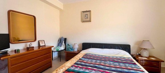 Apartamento de 4 divisões em Carini, Italy N.º 82838 12