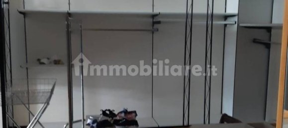 Коммерческая недвижимость с 3 комнатами в Остилья, Италия № 6408 10