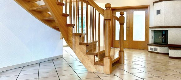 9 rooms Townhouse in Schleswig-Flensburg, Germany No. 327098 2