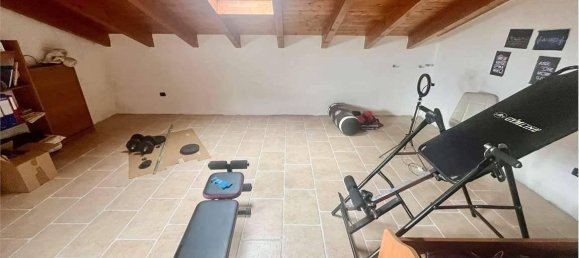 Villa de 5 habitaciónes en Casatenovo, Italy No. 104051 2