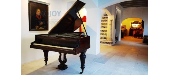 8 bedrooms House in Almada, Portugal No. 117945 10