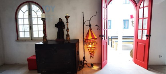 8 bedrooms House in Almada, Portugal No. 117945 9