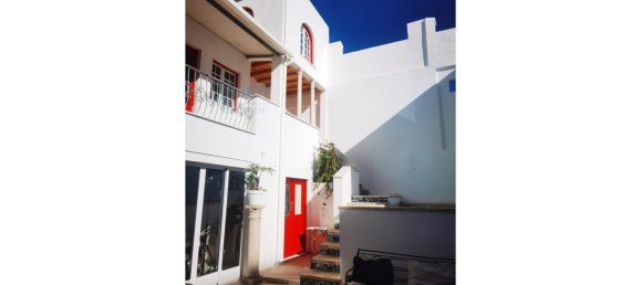 8 bedrooms House in Almada, Portugal No. 117945 2