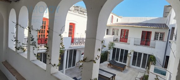 8 bedrooms House in Almada, Portugal No. 117945 22