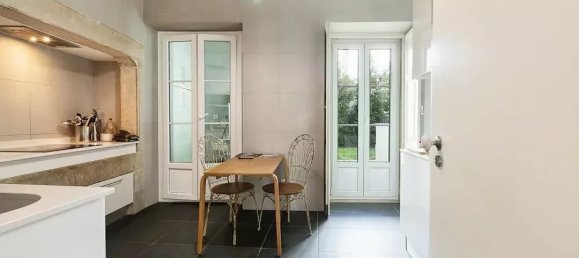 4 bedrooms Apartment in Lisbon, Portugal No. 139653 8