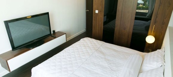 3 bedrooms Apartment in District 4, Vietnam No. 17943 2