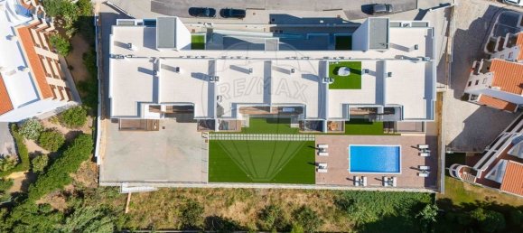 Apartamento de 3 dormitorios en Albufeira, Portugal No. 135213 36