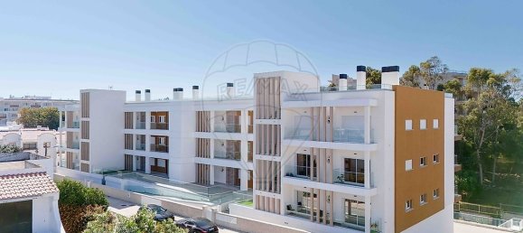 Apartamento de 3 dormitorios en Albufeira, Portugal No. 135213 33