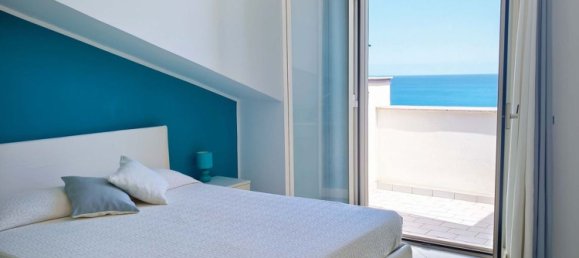 Duplex de 6 divisões em Santo Stefano di Camastra, Italy N.º 296028 50