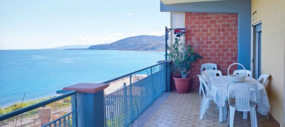 Duplex de 6 divisões em Santo Stefano di Camastra, Italy N.º 296028 11