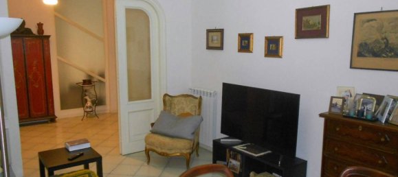 Квартира с 3 комнатами в Неаполь, Италия № 35694 35