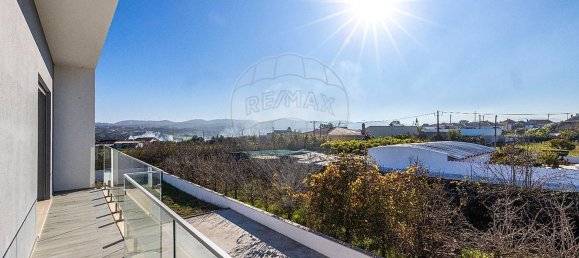 5 bedrooms House in Batalha, Portugal No. 22438 21