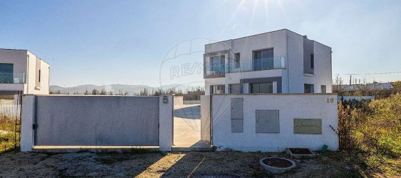 5 bedrooms House in Batalha, Portugal No. 22438 23