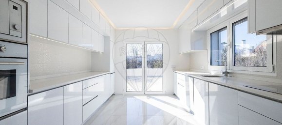 5 bedrooms House in Batalha, Portugal No. 22438 5