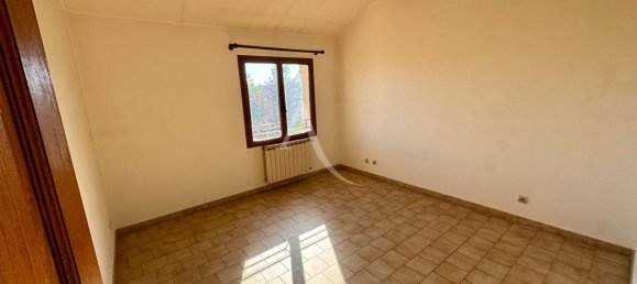 5 bedrooms Villa in Gard, France No. 290336 7