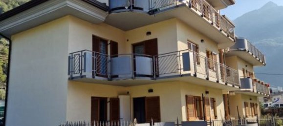 3 bedrooms Apartment in Donnas, Italy No. 380930 2