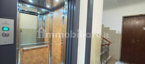 3 bedrooms Apartment in Naples, Italy No. 349707 5