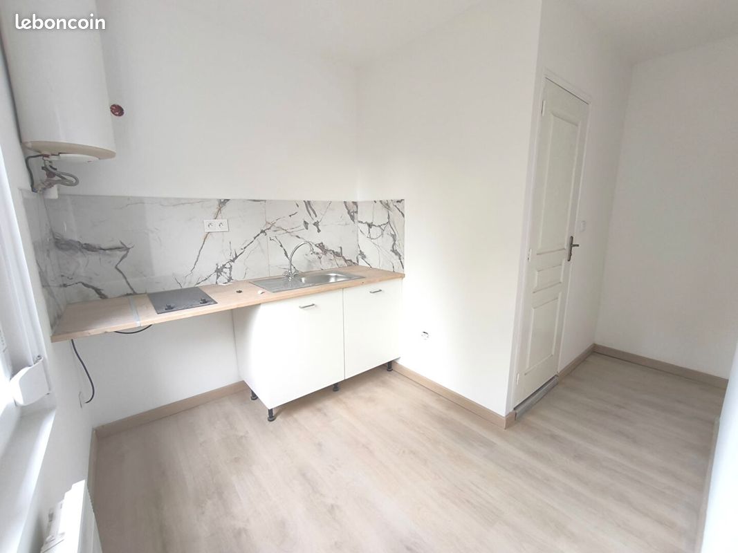 3 Schlafzimmer Haus in Valenciennes, France, Nr. 267233