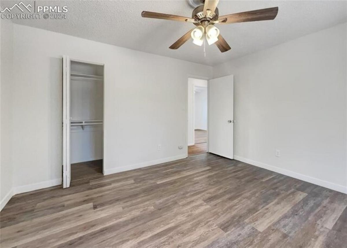 6 bedrooms House in Colorado Springs, USA No. 393692