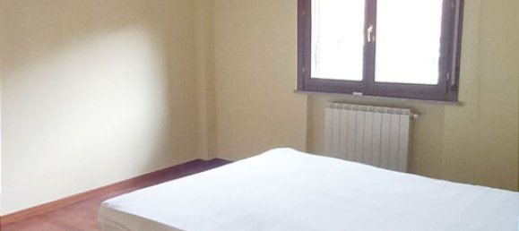 4 rooms Apartment in Arezzo, Italy No. 144736 10