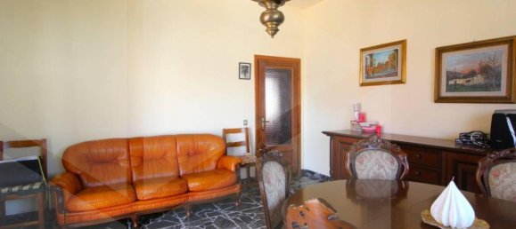 Villa de 5 habitaciónes en Calcinaia, Italy No. 40184 14