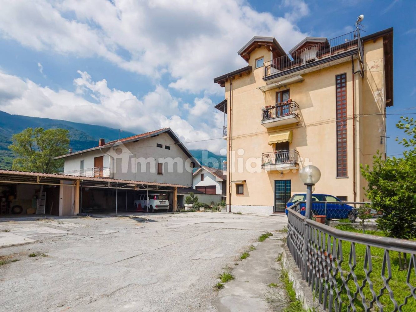 1 bedroom Apartment in Sant'Antonino di Susa, Italy No. 264084