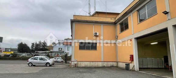 2-salle Entrepôt à Monte Compatri, Italy No. 111635 16