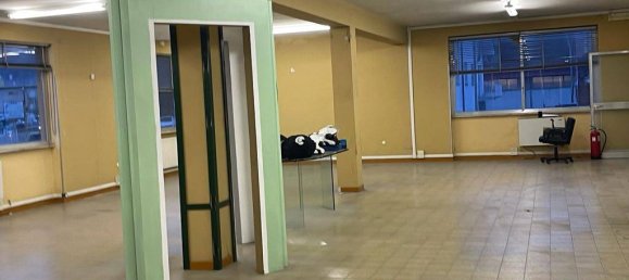 2-salle Entrepôt à Monte Compatri, Italy No. 111635 11